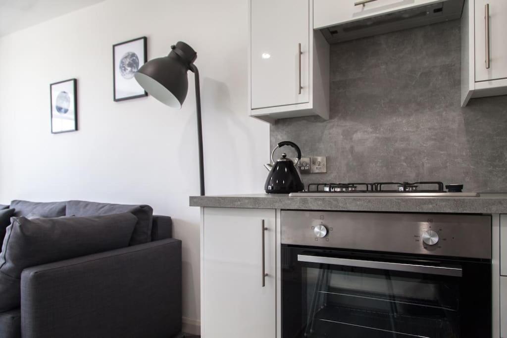 Stunning 2 Bed Apartment With Sea Views, Penzance Exterior foto